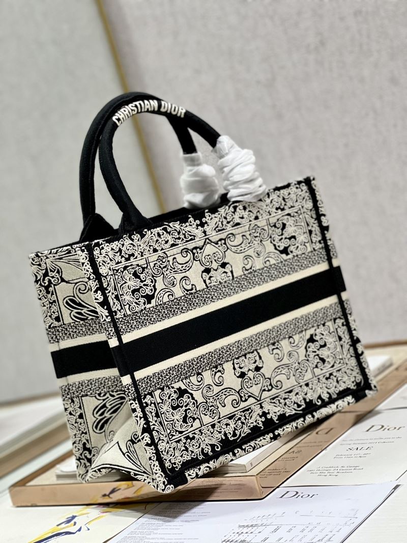 Christian Dior Shopping Bags